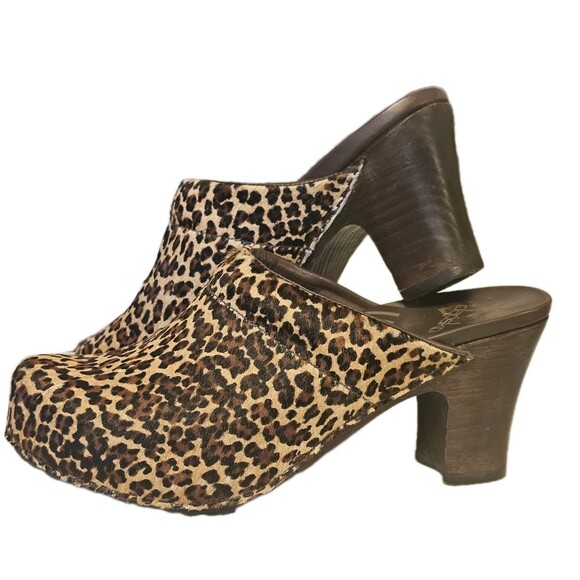 Dansko Rae Leopard Print Pony Hair Heeled Clogs Shoes Womens Size EU 40 US 9 - Picture 1 of 10